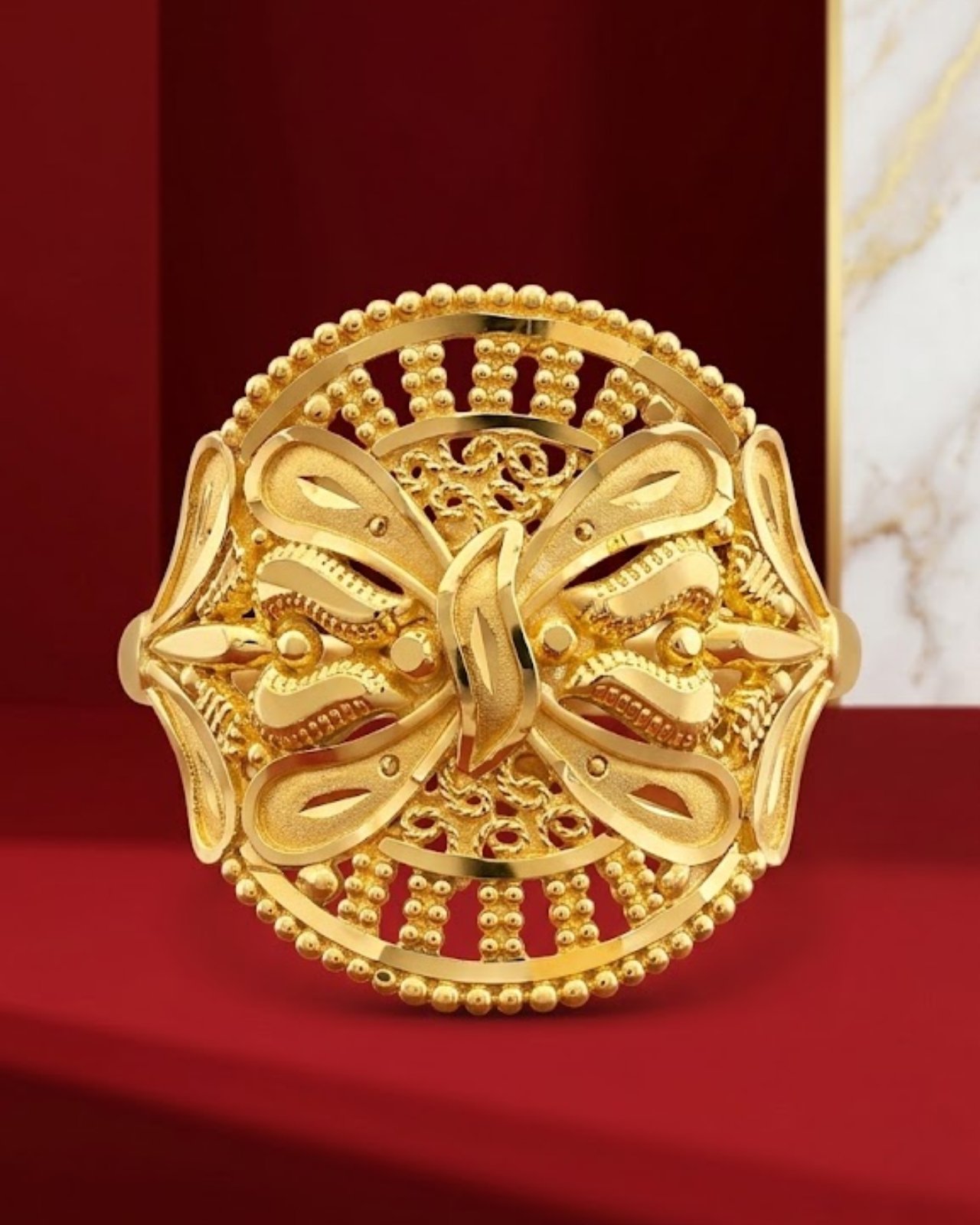 Ladies Ring
