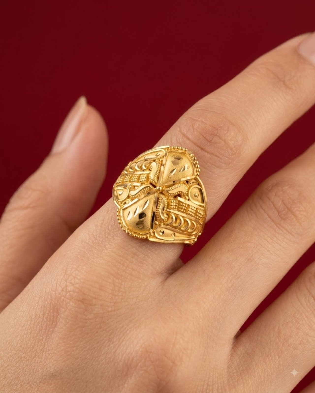Ladies Ring
