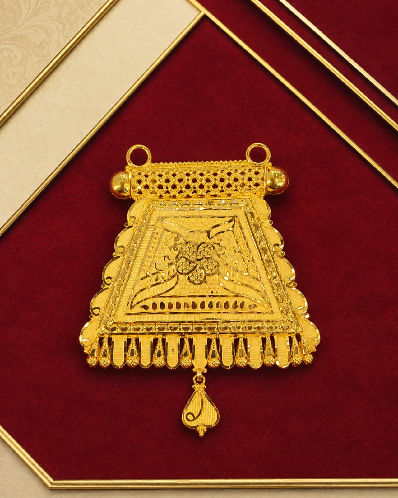Mangalsutra Locket